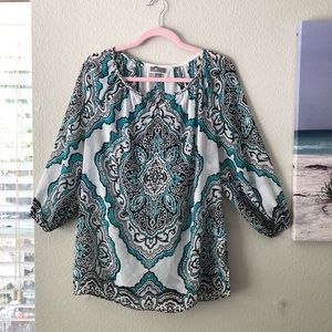 JM Collection Size M Turquoise & White Top
